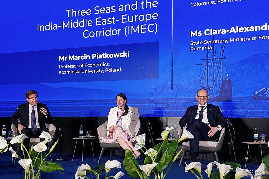 002_Minister_Marcin_Przydacz_Three_Seas_the_India_Middle_East_Europe_Corridor_20260428_f09b4491-edd3-4744-827f-f2389c1a6b3c[46].jpg